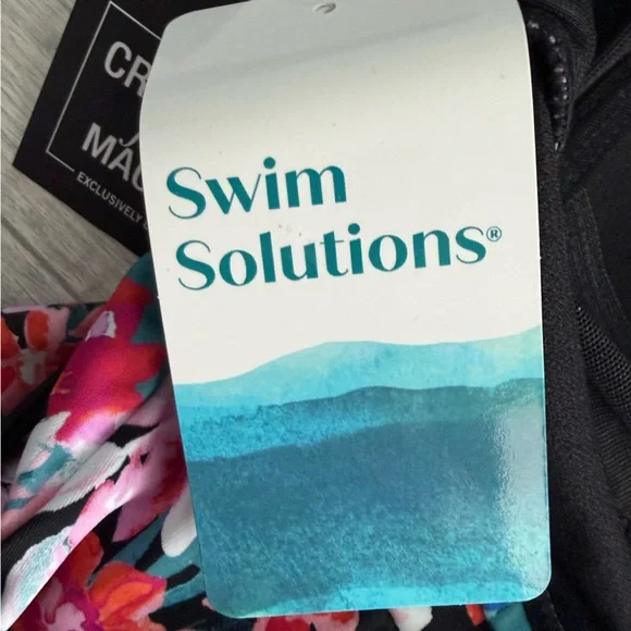 Swim Solutions Women’s Floral Tummy Control Empire Swim Dress Size 10